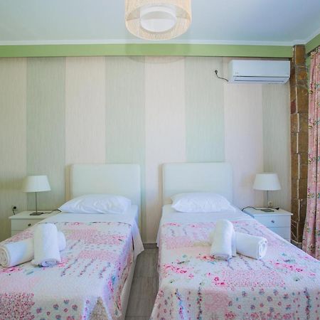 Laura Beach House Аликес Экстерьер фото