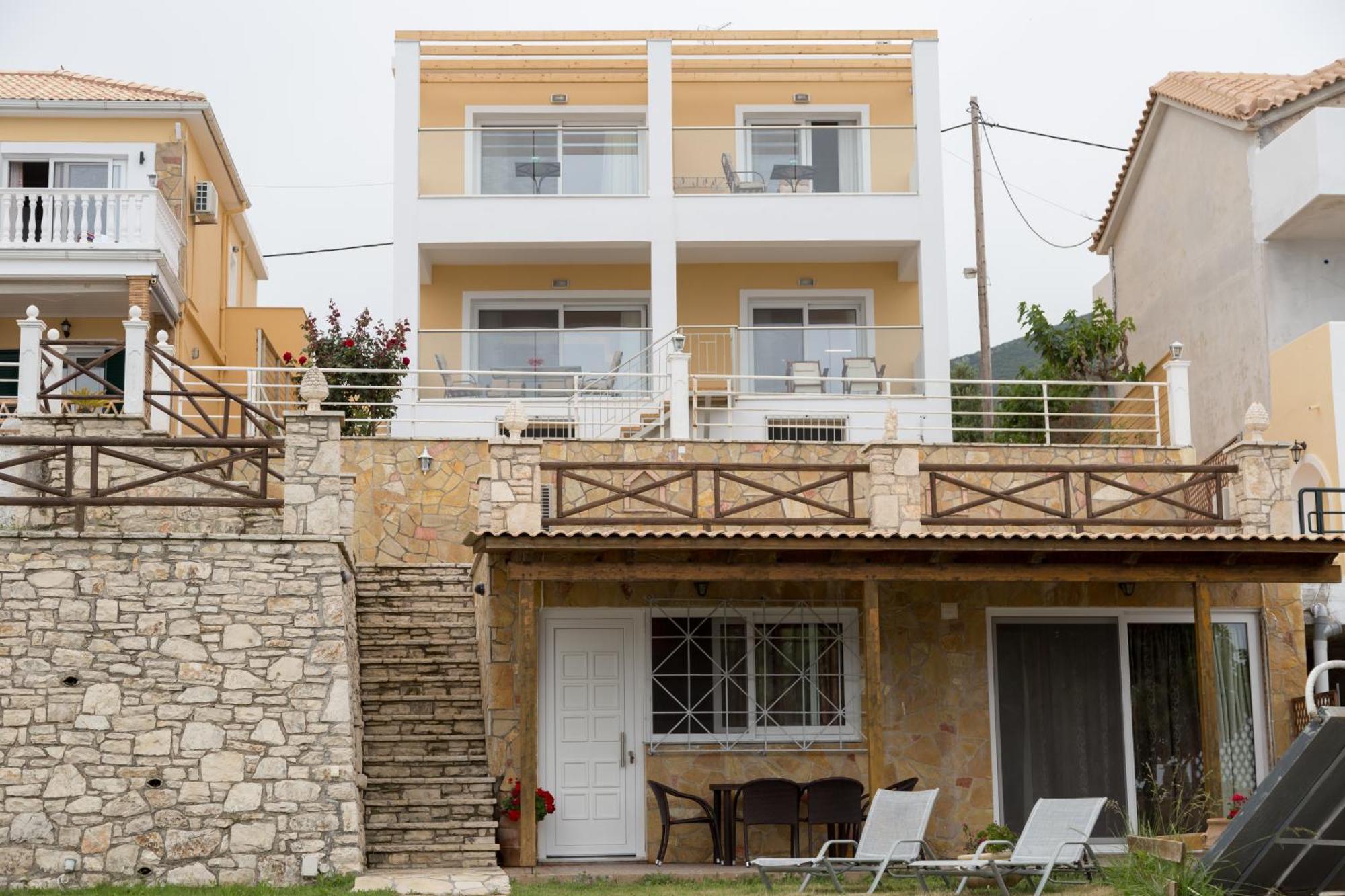 Laura Beach House Аликес Экстерьер фото