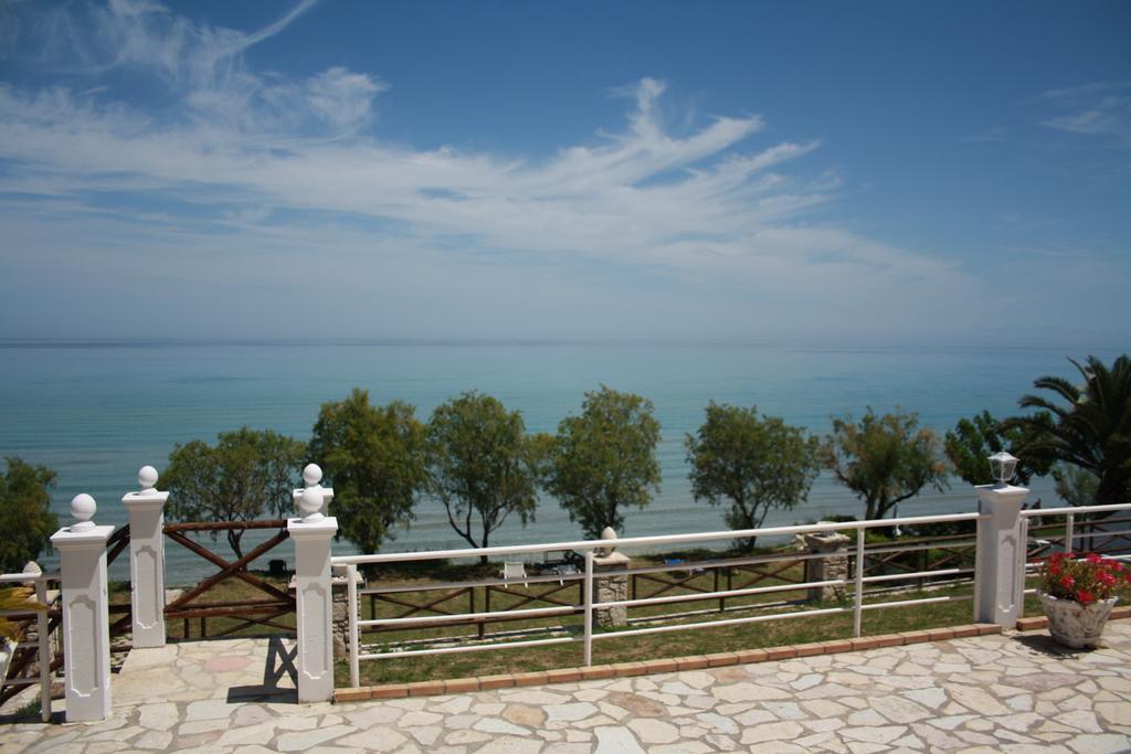 Laura Beach House Аликес Экстерьер фото