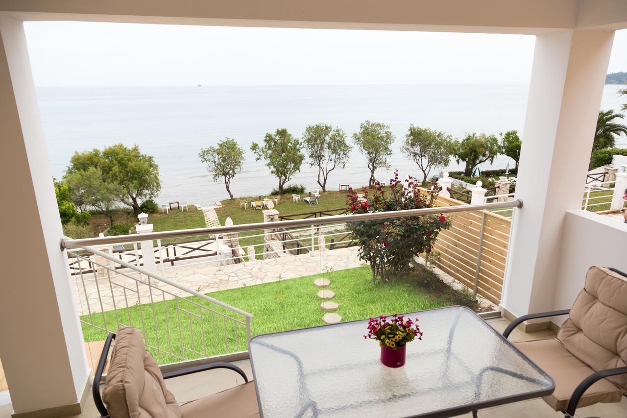 Laura Beach House Аликес Экстерьер фото