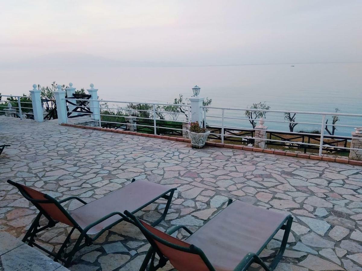 Laura Beach House Аликес Экстерьер фото