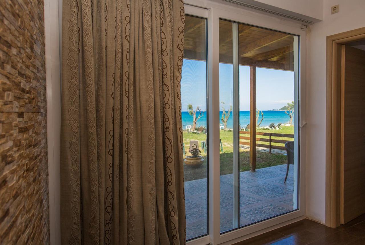 Laura Beach House Аликес Экстерьер фото